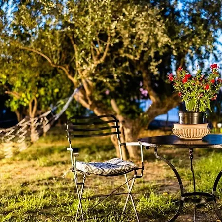 Kitries Summer Getaway - Eden Cozy Ferienhaus Kitriaí